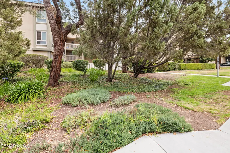 286 Oakleaf Drive #32, Thousand Oaks, CA 91360 - #3