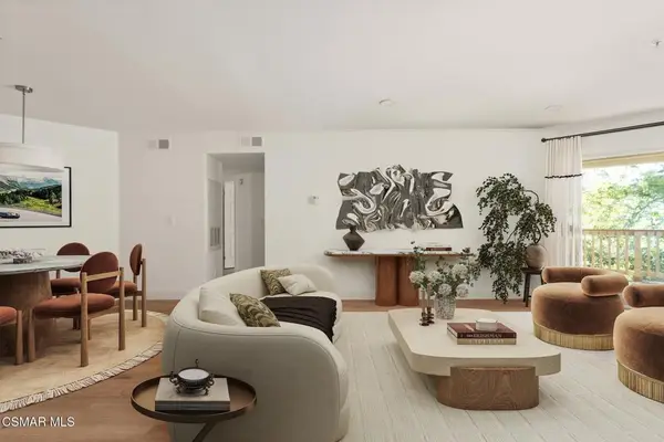 697 Sutton Crest Trail #Tl210, Oak Park, CA 91377