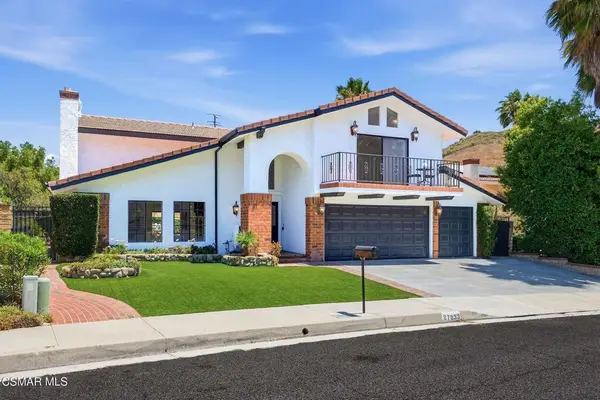 27833 Via Amistosa, Agoura Hills, CA 91301