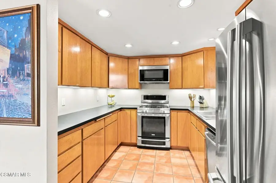 292 San Vincente Circle, Newbury Park, CA 91320 - #3