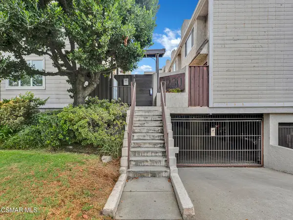 4230 Whitsett Avenue #9, Studio City, CA 91604