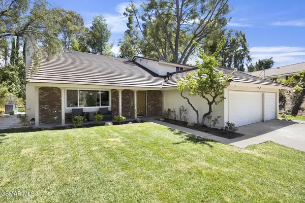 22460 Cairnloch Street, Calabasas, CA 91302