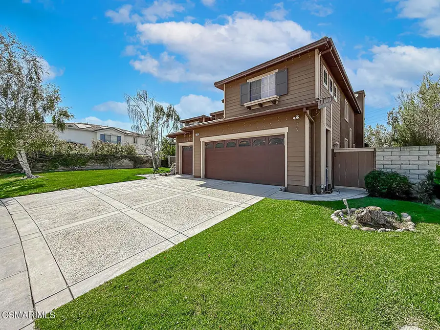 215 Southcrest Place, Simi Valley, CA 93065 - #2