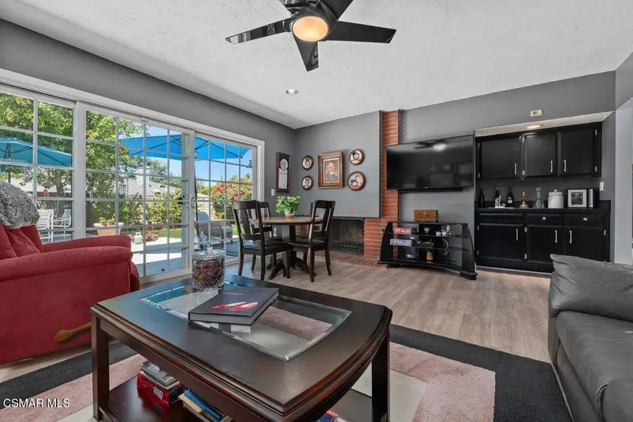 17701 Corinthian Drive, Encino, CA 91316 - #2