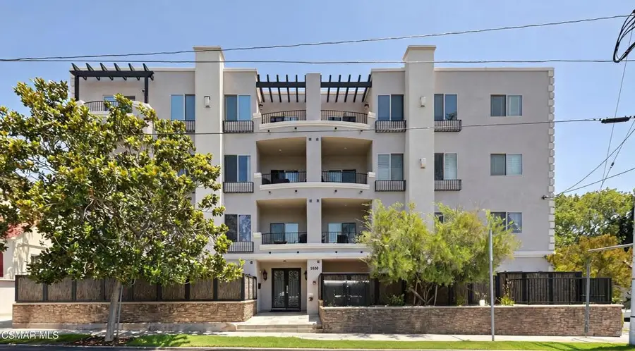 1410 N Curson Avenue #202, West Hollywood, CA 90046 - #3
