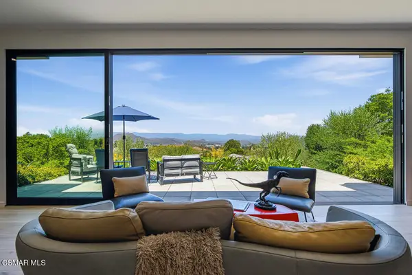 2800 Lynnview Street, Newbury Park, CA 91320