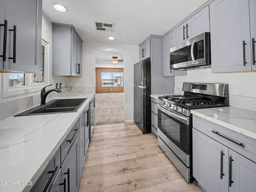 217 Madonna Lane, Thousand Oaks, CA 91320 - #2