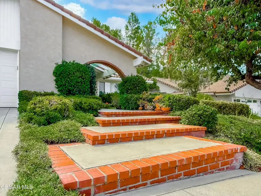 28788 Eagleton Street, Agoura Hills, CA 91301 - #2