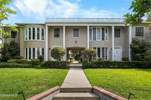 15234 Dickens Street #1/4, Sherman Oaks, CA 91403