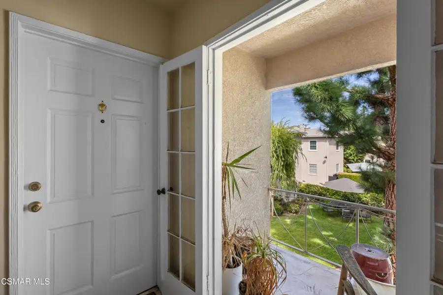 15234 Dickens Street #1/4, Sherman Oaks, CA 91403 - #2