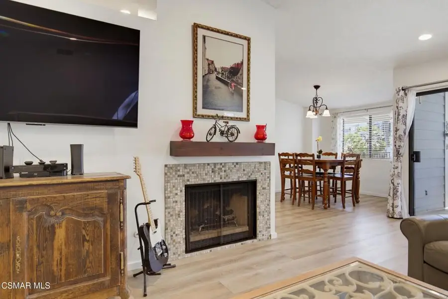 29105 E Thousand Oaks Boulevard #E, Agoura Hills, CA 91301 - #3