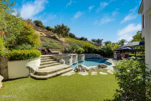 6167 Deerhill Road, Oak Park, CA 91377