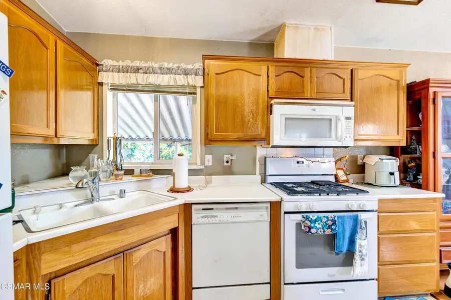 11401 Topanga Canyon Boulevard #98, Chatsworth, CA 91311 - #3