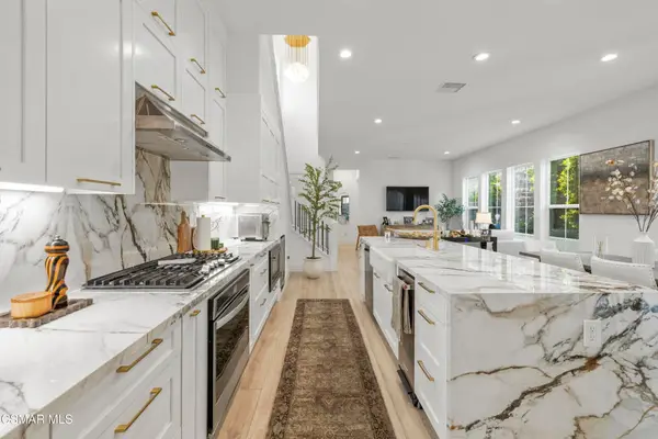 20811 W Bur Oak Circle, Porter Ranch, CA 91326