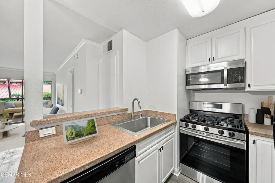 5535 Canoga Avenue #109, Woodland Hills, CA 91367 - #2