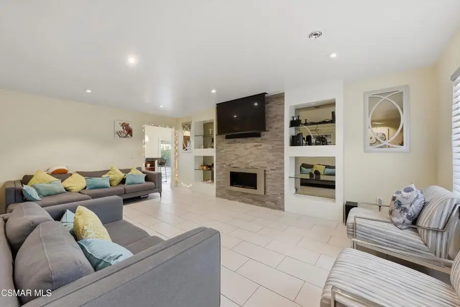 17814 Blackbrush Drive, Canyon Country, CA 91387 - #2
