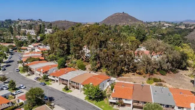 784 N Woodlawn Drive, Thousand Oaks, CA 91360 - #2
