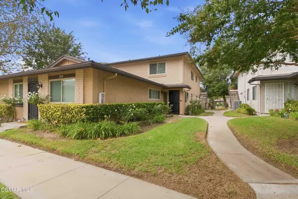 2069 N Avenida Refugio #2, Simi Valley, CA 93063