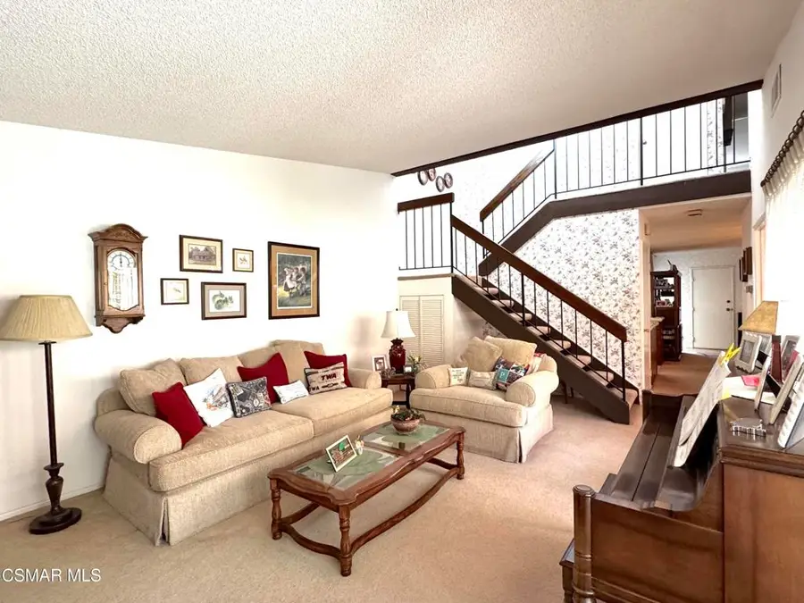10201 Valley Circle Boulevard #2, Chatsworth, CA 91311 - #2
