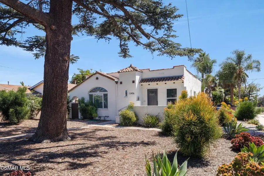 13456 Reedley Street, Panorama City, CA 91402 - #2