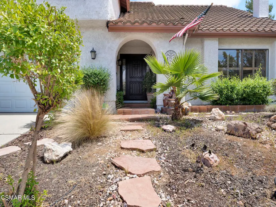 282 Hunters Point Drive, Thousand Oaks, CA 91361 - #2