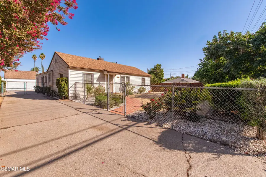 9520 Lemona Avenue, North Hills, CA 91343 - #2