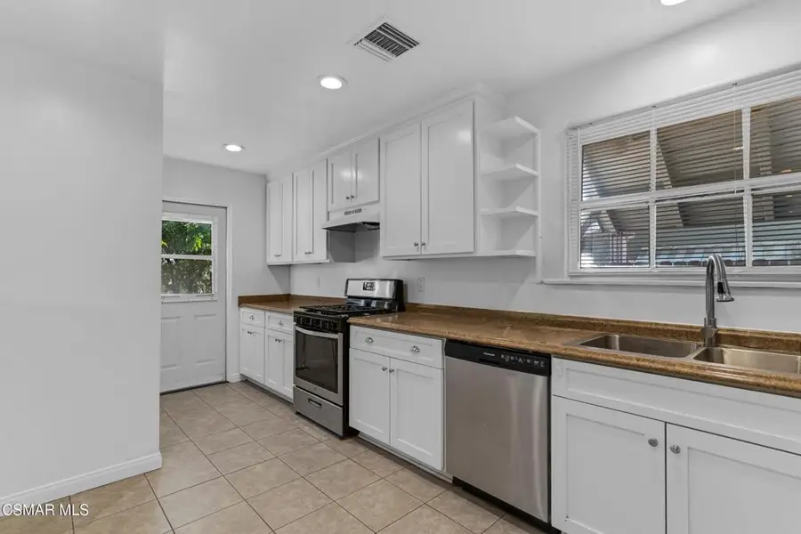 16856 Rinaldi Street, Granada Hills, CA 91344 - #3