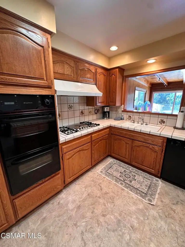 3240 Los Olivos Lane, La Crescenta, CA 91214 - #2