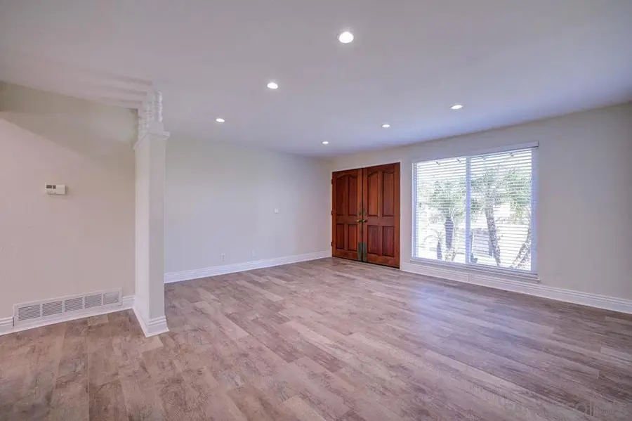 643 N Citrus Ave, Escondido, CA 92027 - Image #3