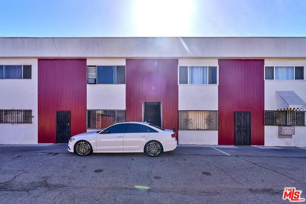 3568 S Budlong Avenue, Los Angeles, CA 90007 - Image #1