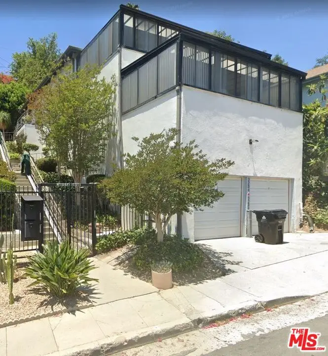 3234 Larissa Drive, Los Angeles, CA 90026 - Image #1