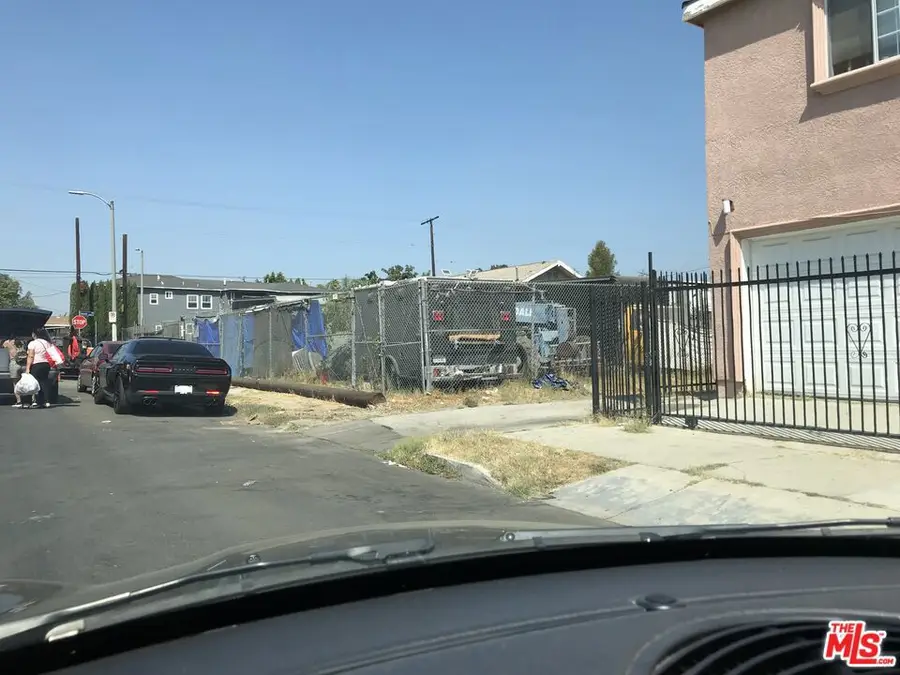 1403 1403 E 42nd, Los Angeles, CA 90011 - Image #3