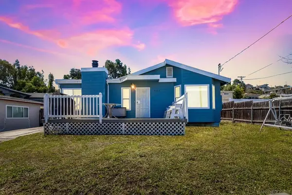 8423 Prospect Ave, Santee, CA 92071