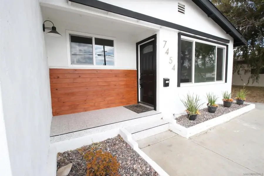 7454 Batista St, San Diego, CA 92111 - Image #3