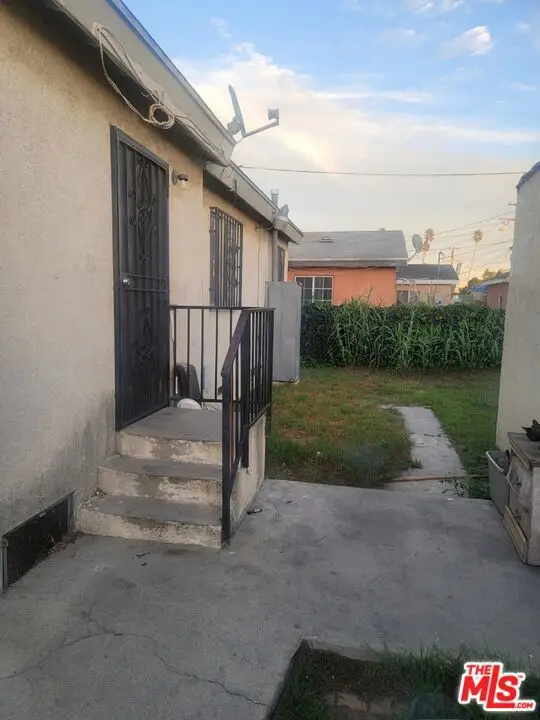 7908 Towne Avenue, Los Angeles, CA 90003 - Image #3