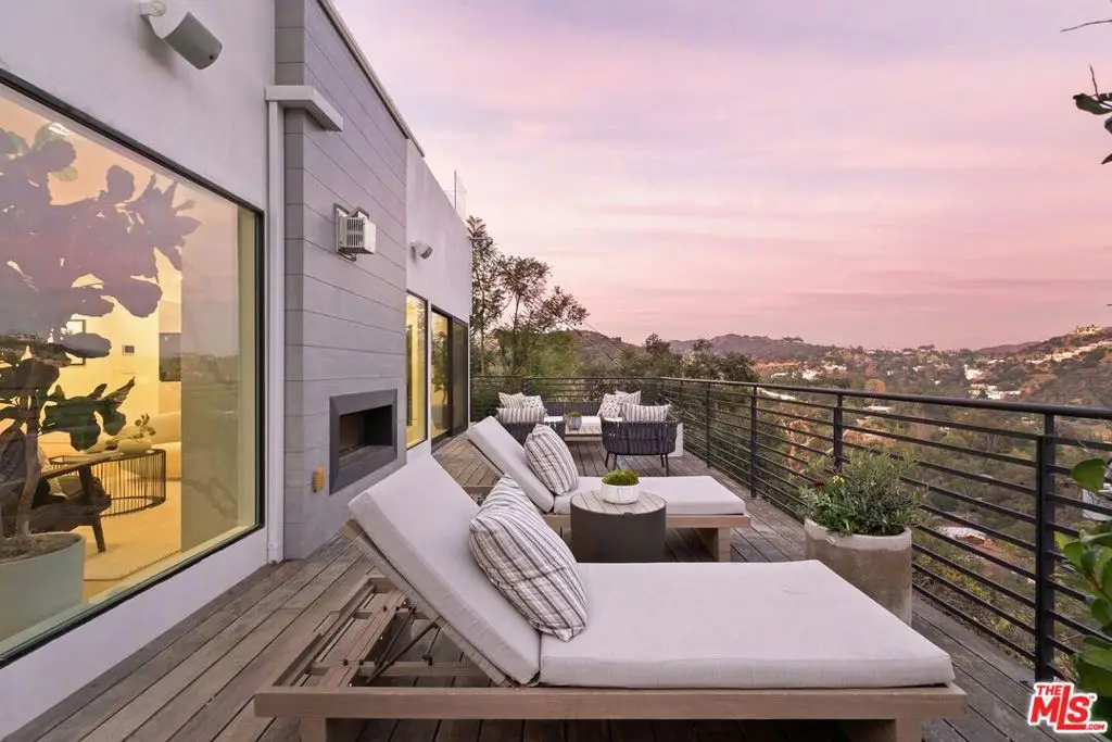 8509 Crescent Drive, Los Angeles, CA 90046 - Image #1