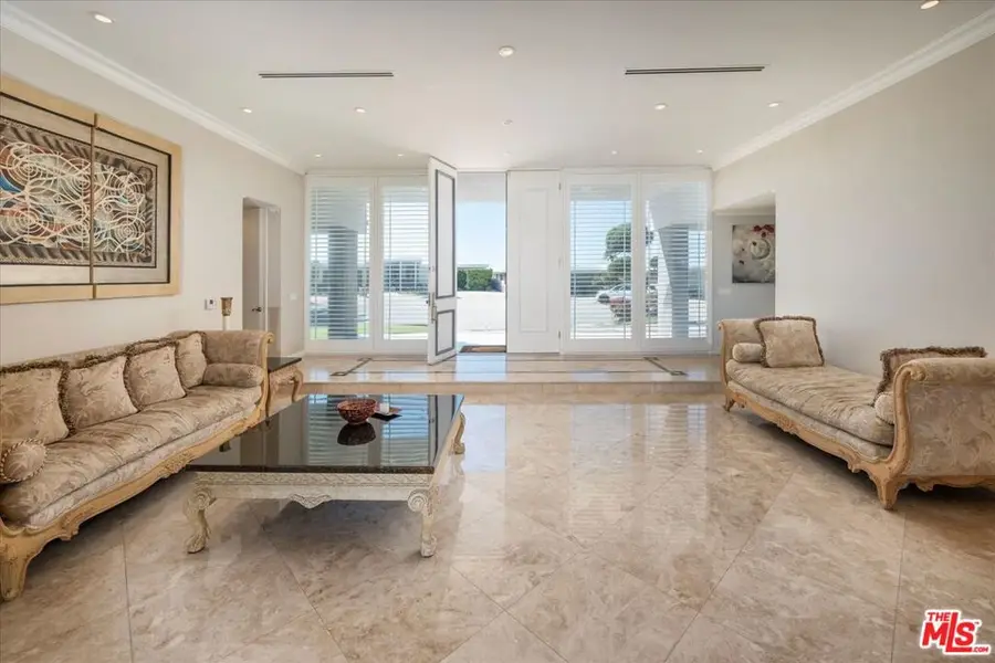 1975 Deermont Road, Glendale, CA 91207 - Image #3