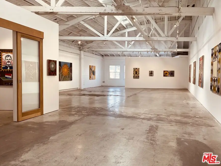 5112 W Jefferson Boulevard, Los Angeles, CA 90016 - Image #2