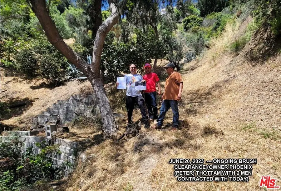 10538 W Hebron Lane, Los Angeles, CA 90077 - Image #3