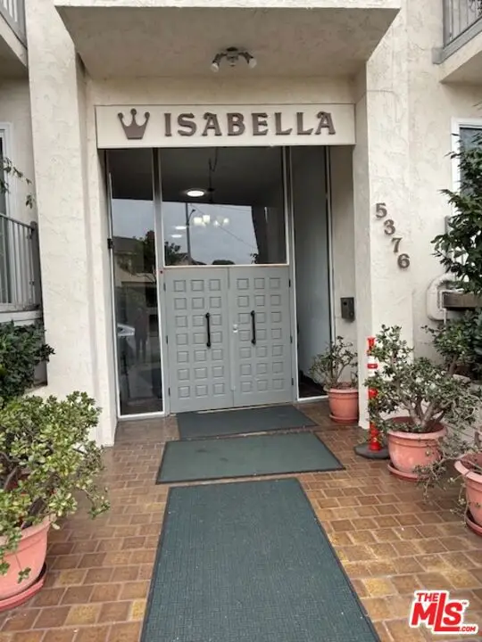 5376 Fairview Boulevard #210, Los Angeles, CA 90056 - Image #1