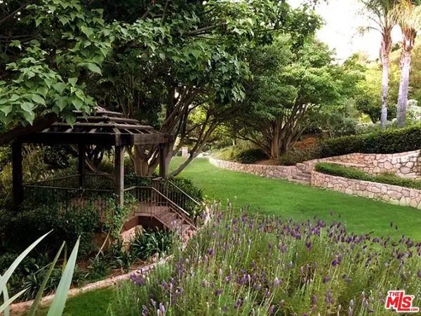 3756 Foothill, Private Lane Road, Santa Barbara, CA 93105