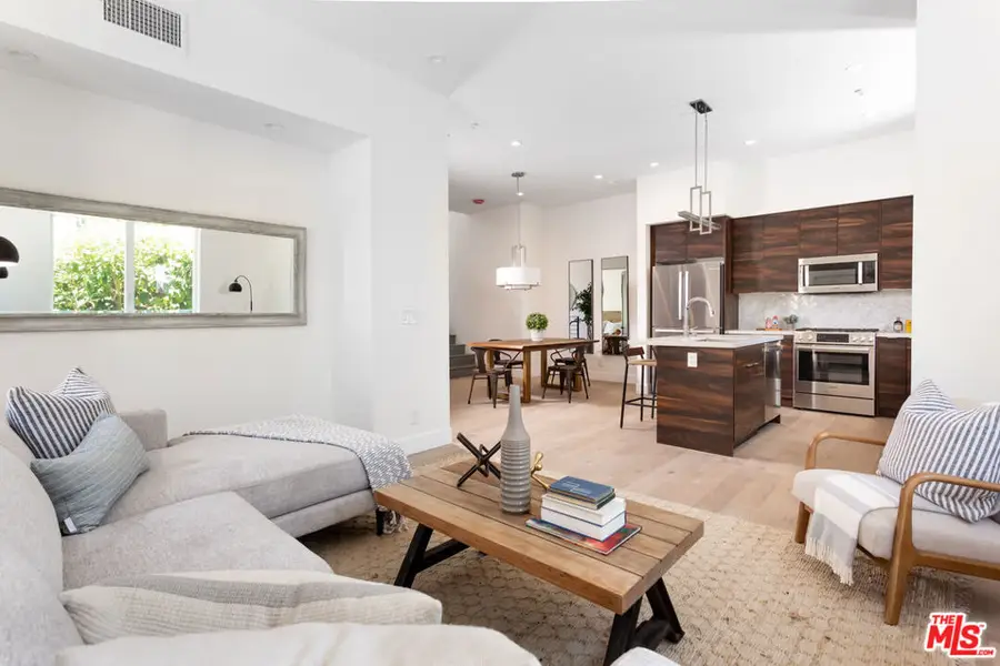 4236 Sawtelle Boulevard, Los Angeles, CA 90066 - #2