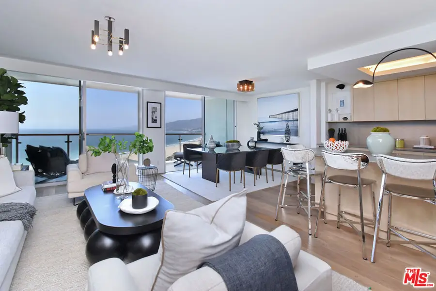 201 Ocean Avenue #906P, Santa Monica, CA 90402 - Image #2