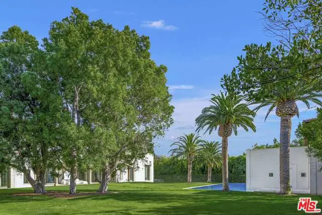 133 S Mapleton Drive, Los Angeles, CA 90024 - Image #3