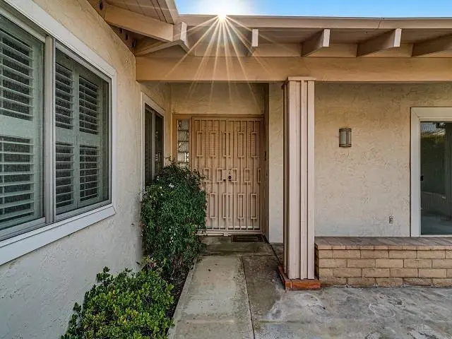 1619 Calle De Primra, La Jolla, CA 92037 - Image #2