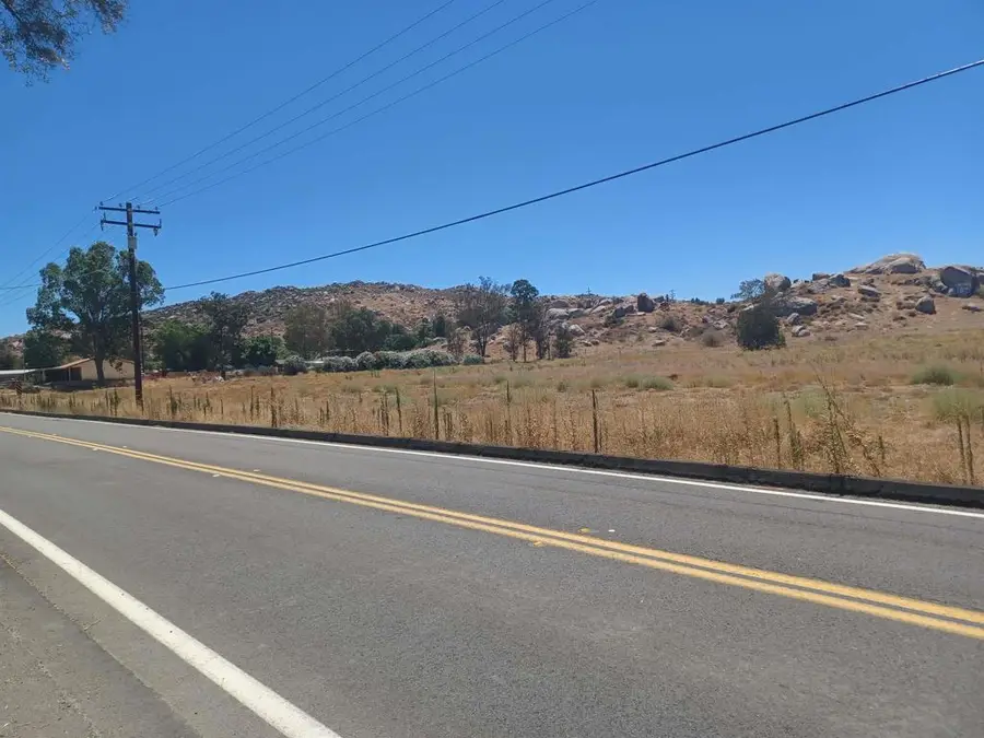 29385 Central Ave, Nuevo, CA 92567 - Image #2