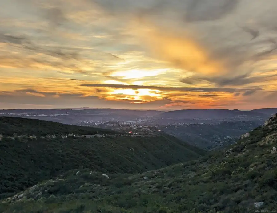 16011 Eucalyptus Heights Rd., Poway, CA 92064 - Image #2