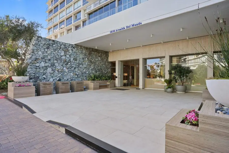 1810 Avenida Del Mundo #703, Coronado, CA 92118 - #3