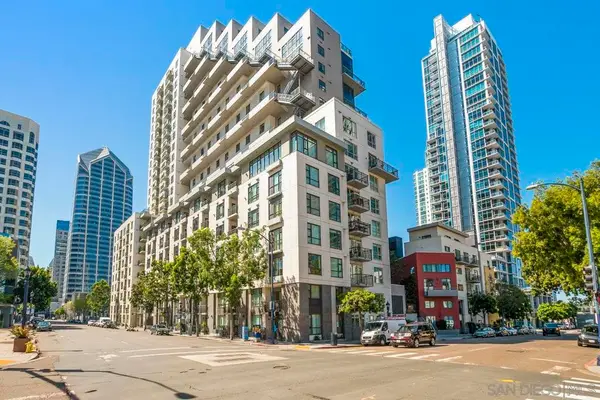 1240 India St #104, San Diego, CA 92101