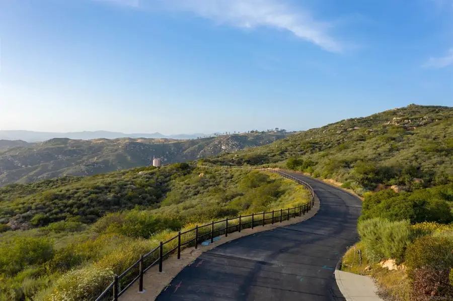 18035 Sunset Point Rd, Poway, CA 92064 - #3